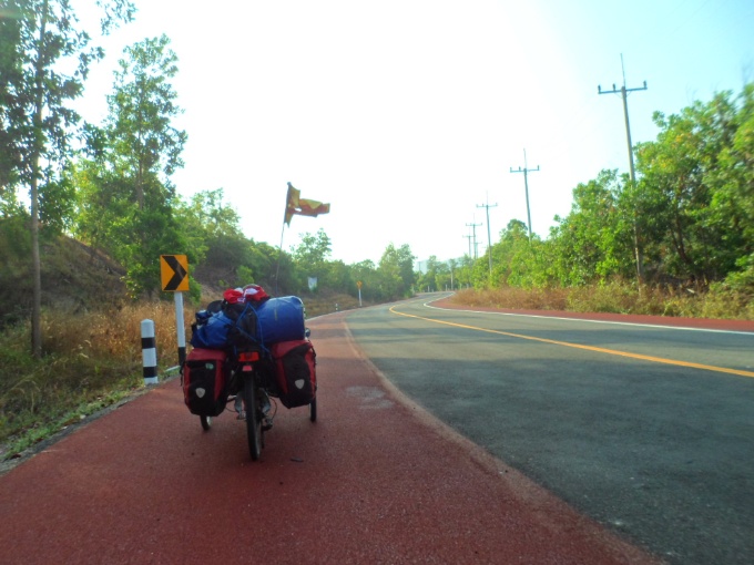 Une belle route déserte