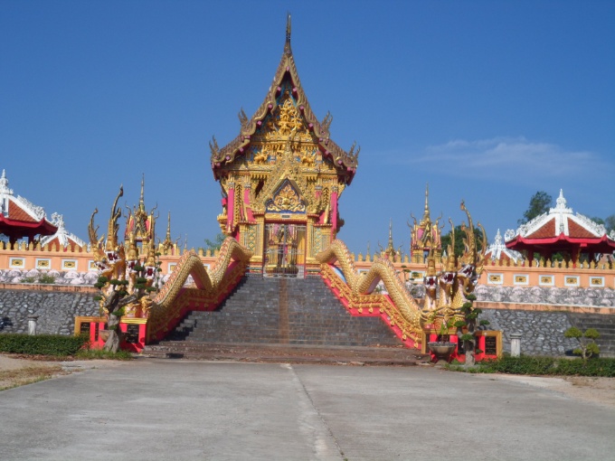 Petit temple sur notre route