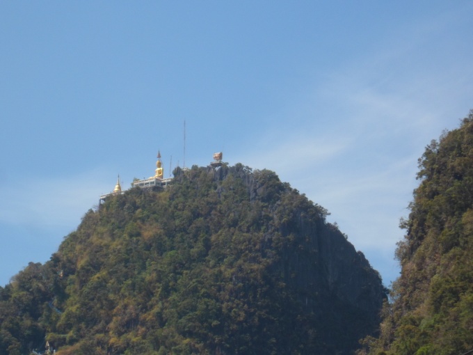 Temple sur la montagne