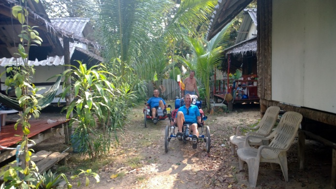 photo prise par nos voisins au coconuts home