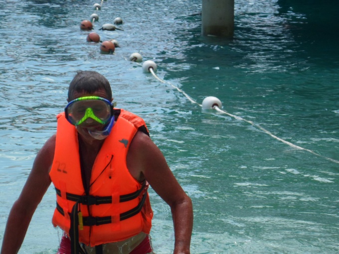 Michel qui sort de l'eau